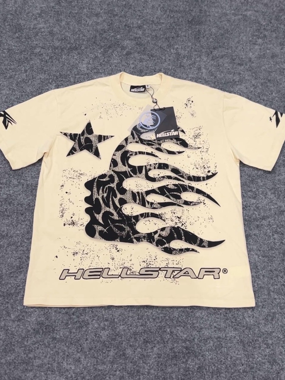 Hellstar Men’s Short-Sleeve Graphic Tee in Cream with Black Print